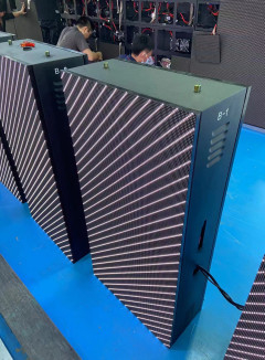 OF シリーズ 従来のフロントサービス 屋外広告ディスプレイ
